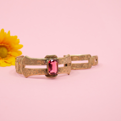 Antiker Messing Armreif mit großen roten Farbstein Bild 2 1920er Armreif Metall ziselierte Blumen roter Stein offen