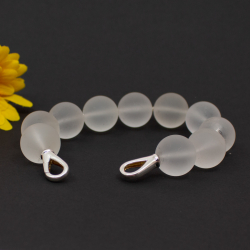 Gefrostetes weißes Glasarmband,925 Silberverschluss Bild 3 925er Glasperlen Armband Front