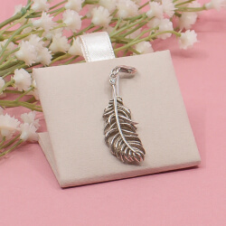 großer 925er Feder-Anhänger von Thomas Sabo