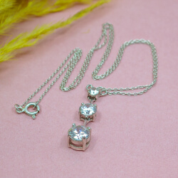 925er Sterling Silber Y-Kette mit 3er-Zirkon Mobil