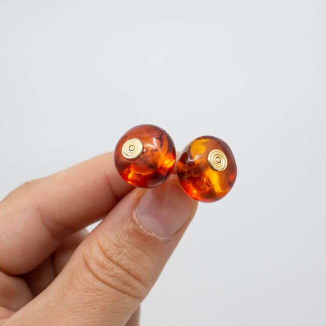 585er Gold Ohrstecker mit Bernstein