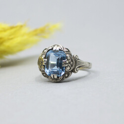 Art Deco Ring 800 Silber himmelblauer Stein, Gr. 60 800 Silber Ring synthetischer Spinell Front