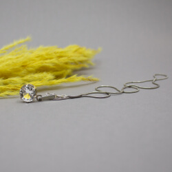 835er Anhaenger Bergkristall liegend