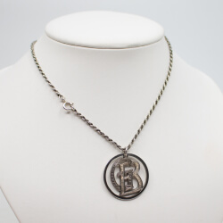 835er Kette mit 835er GB-Monogramm Muenze
