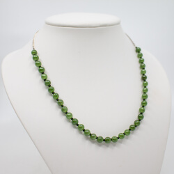 835er Kette mit Jadeid-Perlen