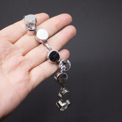 835er Vintage Armband mit Bergkistall Brutalismus Groesse