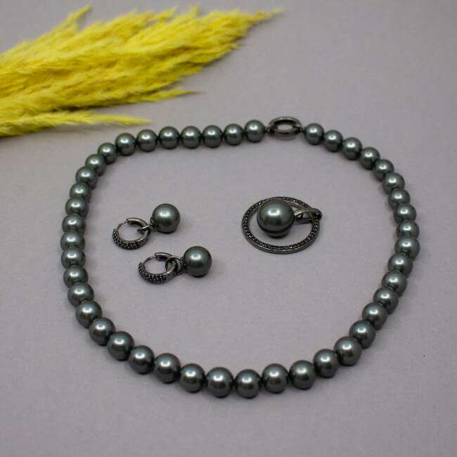 925 geschwaertztes Set Perle Ohrringe liegend