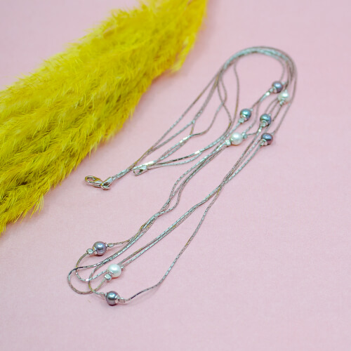 925er Silber Kette mit weißen & schwarzen Perlen