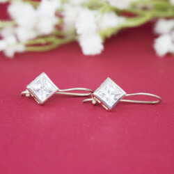 kubische 925 Sterlingsilber Ohrringe mit weißen Zirkon