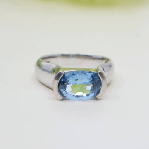 925 Silber Ring mit echtem Aquamarin Front