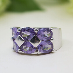 925 Silber Ring mit lila Zirkonia, Gr. 58 925 ring lila zirkon detail