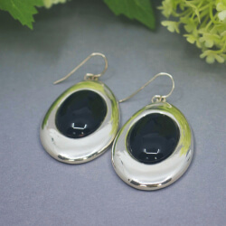 925 Sterlingsilber Ohrringe mit Onyx-Stein Simon Sebbag Designs (SSD, Draufsicht