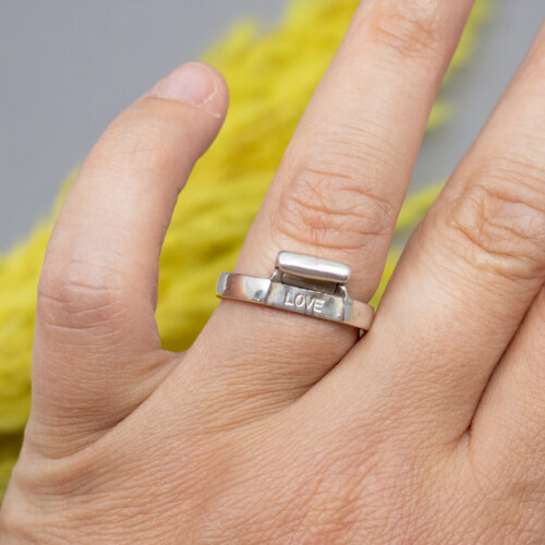 ESPRIT 925er Sterlingsilber Ring 'LOVE', Gr. 57, Detail