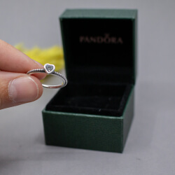 925er Pandora Ring mit Herz-Zirkonia, Gr. 52 - Neu 925er Pandora Ring mit Box, Detail