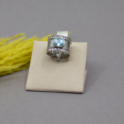 925er Ring mit blauem Stein