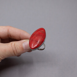 925er Ring mit Koralle-Stein Groesse