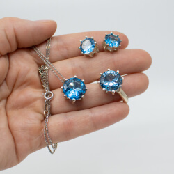 925er Silber Set mit blauem Zirkonia Detail