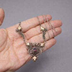 925er victorianische Kette mit Granat Groesse