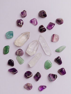 verschiedene Amethyst-Trommelsteine