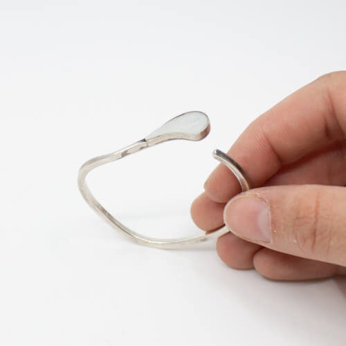 Armspange aus 985er Silber mit Perlmutt-Einlage