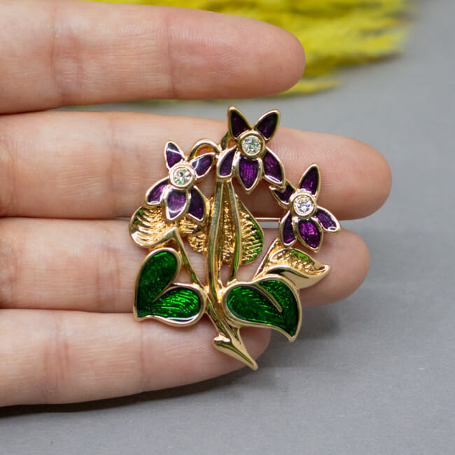 Art Deco von E. Koller Handarbeit in Oesterreich Brosche, Groesse