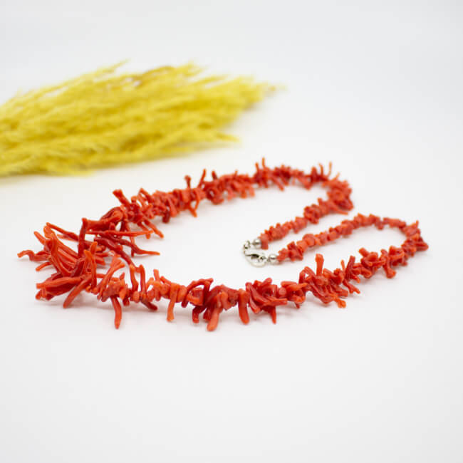 Ast-Korallen Kette mit 925er SchmuckSchliesse Detail