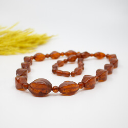 Art Deco Natur Bernsteinkette, cognacfarbene Oliven Bernsteinkette Cognac-Olive