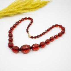 Art Deco Bakelit Sherry Bernstein Oliven-Halskette Bernsteinkette Koenigsberger Schliff