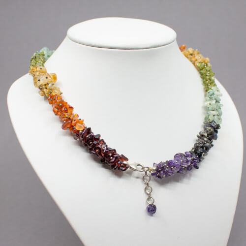 Chakren Halskette 925er Schliesse Tragebeispiel