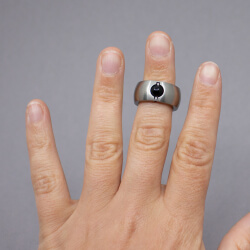 Charlotte Ring 'Touch' Tragebeispiel