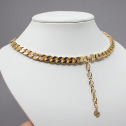 Christian Dior elegante goldglänzende Panzerkette Christian Dior Halskette Schließe