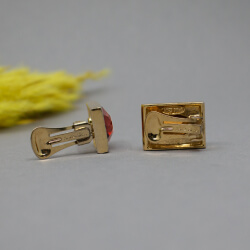 David Grau, goldene Ohrclips mit orange/roten Stein Bild 3 David Grau Vintage Ohrclips, Rueckseite