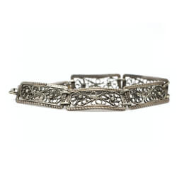 Florales Armband aus der Biedermeierzeit florales Armband