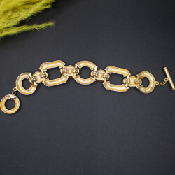goldenes Vintage Givenchy Armband Rueckseite