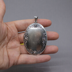 Grosses Alpaka Medallion