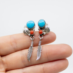 Indianerschmuck Ohrringe Türkis Koralle Silberfeder Indianerschmuck Ohrringe Türkis Koralle Silberfeder