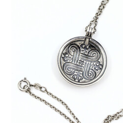 Kette mit Anhänger Kalevala Koru Hinten