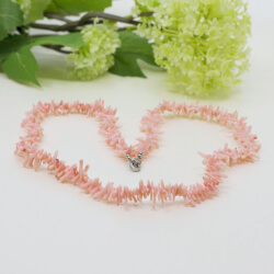 Kette aus rosa Astkoralle - Engelshaut Bild 3 Kette aus rosa Astkoralle - Engelshaut
