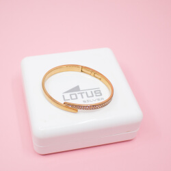 Lotus Style Edelstahl Armspange aus der Bliss Serie Bild 4 LOTUS STYLE DAMEN EDELSTAHL ARMBAND Detail