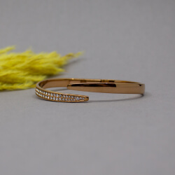 Lotus Style Edelstahl Armspange aus der Bliss Serie Bild 5 LOTUS STYLE DAMEN EDELSTAHL ARMBAND LS1845-2/2 BLISS Detail