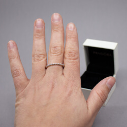 Pandora 925er Ring 'Drop' Tragebeispiel