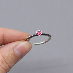 Pandora 925er Ring 'Herz' Detail