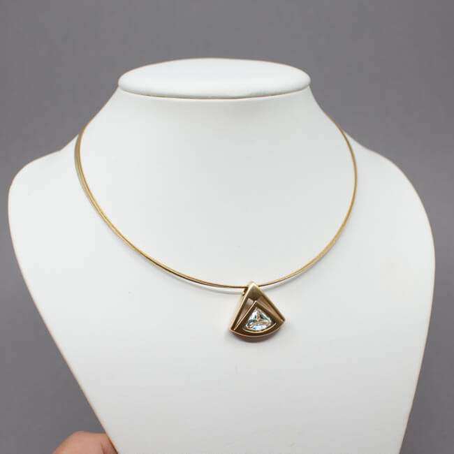 Pierre Lang goldene Kette mit fundelndem Anhaenger