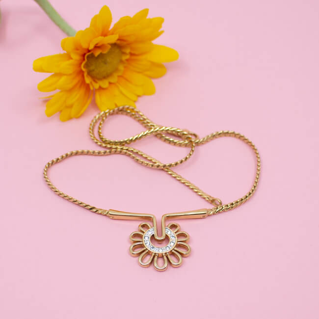 Pierre Lang goldene Kette 'Sonne' Bild 1 Pierre Lang goldener Kette 'Sonne'