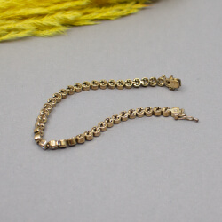 Pierre Lang goldenes Tennis-Armband Detail