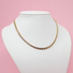 Pierre Lang flache Königskette elegant und zeitlos Bild 2 Pierre Lang plattierte Koenigskette golden Tragebeispiel