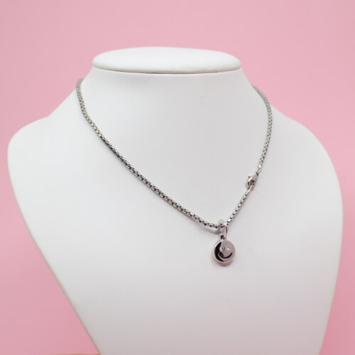 Pierre Lang silberne Kette Smiley Tragebeispiel