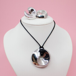 Pierre Lang silbernes Seit 'Kringel' Tragebeispiel