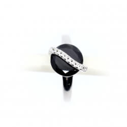 Ring Schwarzer Zirkon trifft Weiß 925 Silber Oben