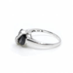 Ring Schwarzer Zirkon trifft Weiß 925 Silber Punze